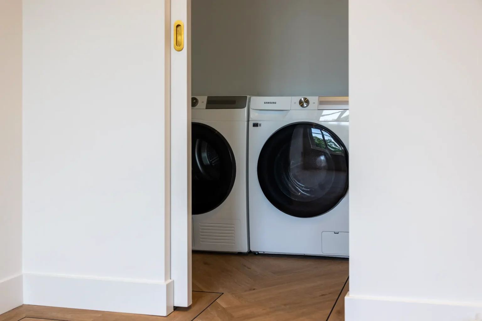 villaloena_LR-7859_1920