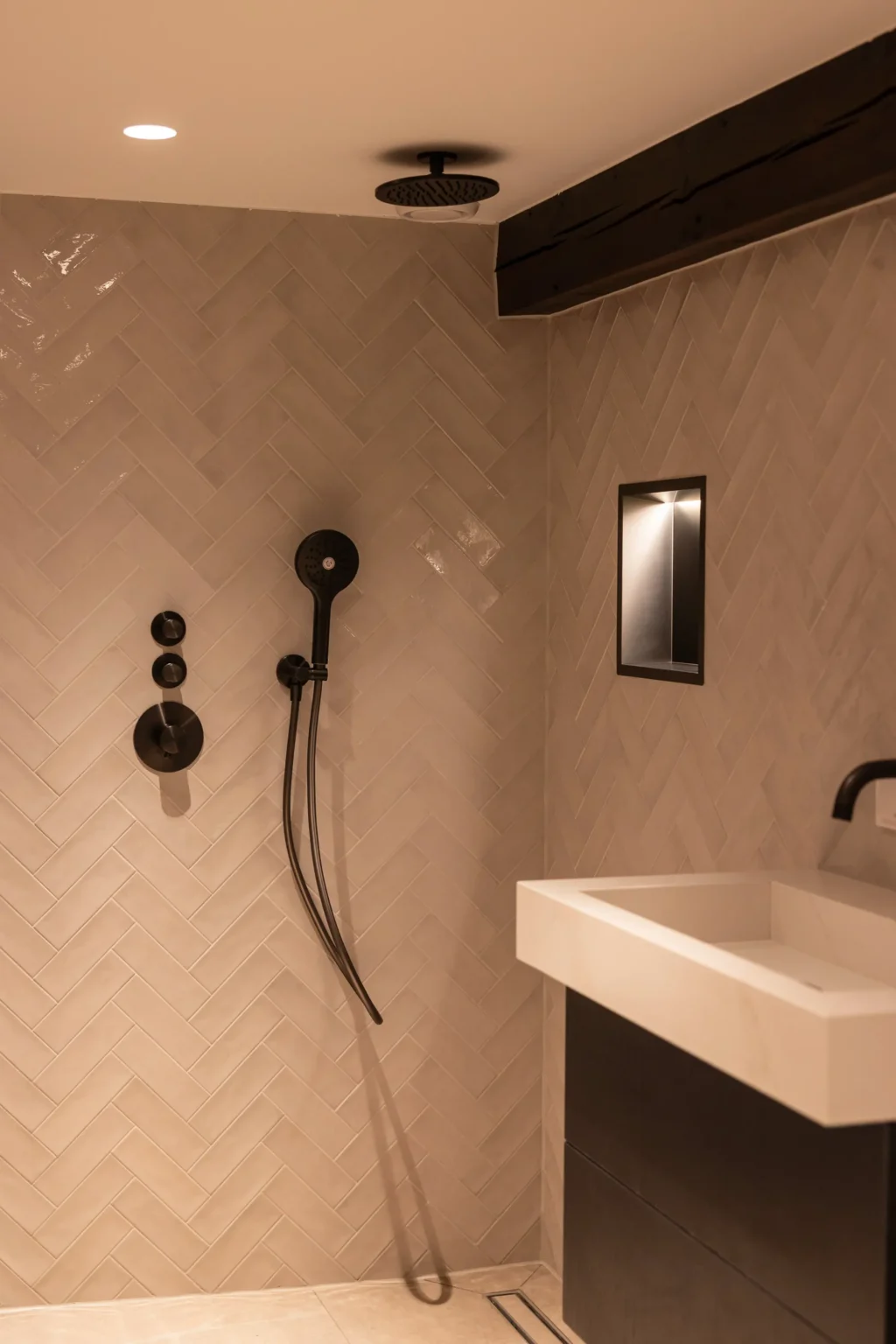 villaloena_LR-7975_1920