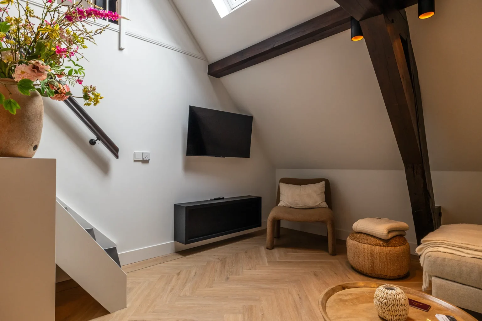 villaloena-6583.jpg kroon woonkamer_tv